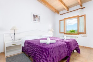 3 Schlafzimmer, Bügeleisen/Bügelbrett, Reisekinderbett, kostenloses WLAN