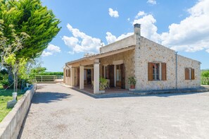 Exterior - YourHouse Sa Cova Dor, finca with garden and private pool (Santa Margalida)