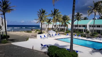 Basic Condo, 2 Bedrooms, Pool Access, Beach View | Balcony view