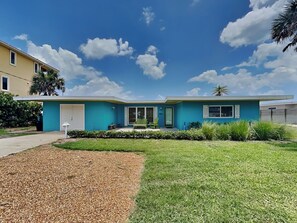 Casa (3 Bedrooms) | Servicio de la propiedad