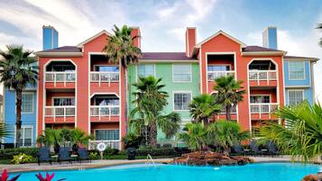 Condo (1 Bedroom) | Property amenity