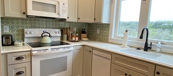 The Perfect Location for Visiting Branson! 2 Bdrm Suite Apt (Sleeps 👨👩👦👦)