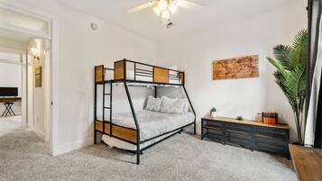 2 bedrooms, iron/ironing board, internet, bed sheets