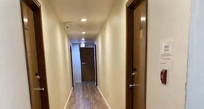 Farwest Motel