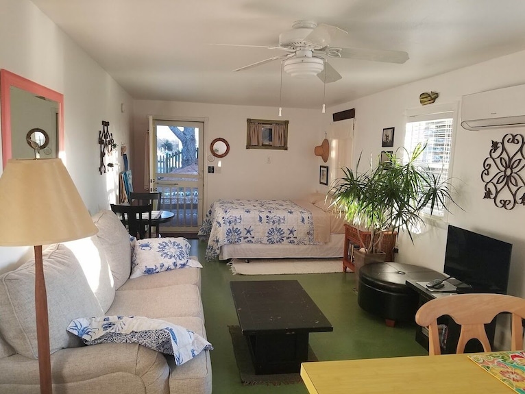 Charming Spacious Studio - Close To Beach. Many Thoughtful Extras! - Nags Head, NC