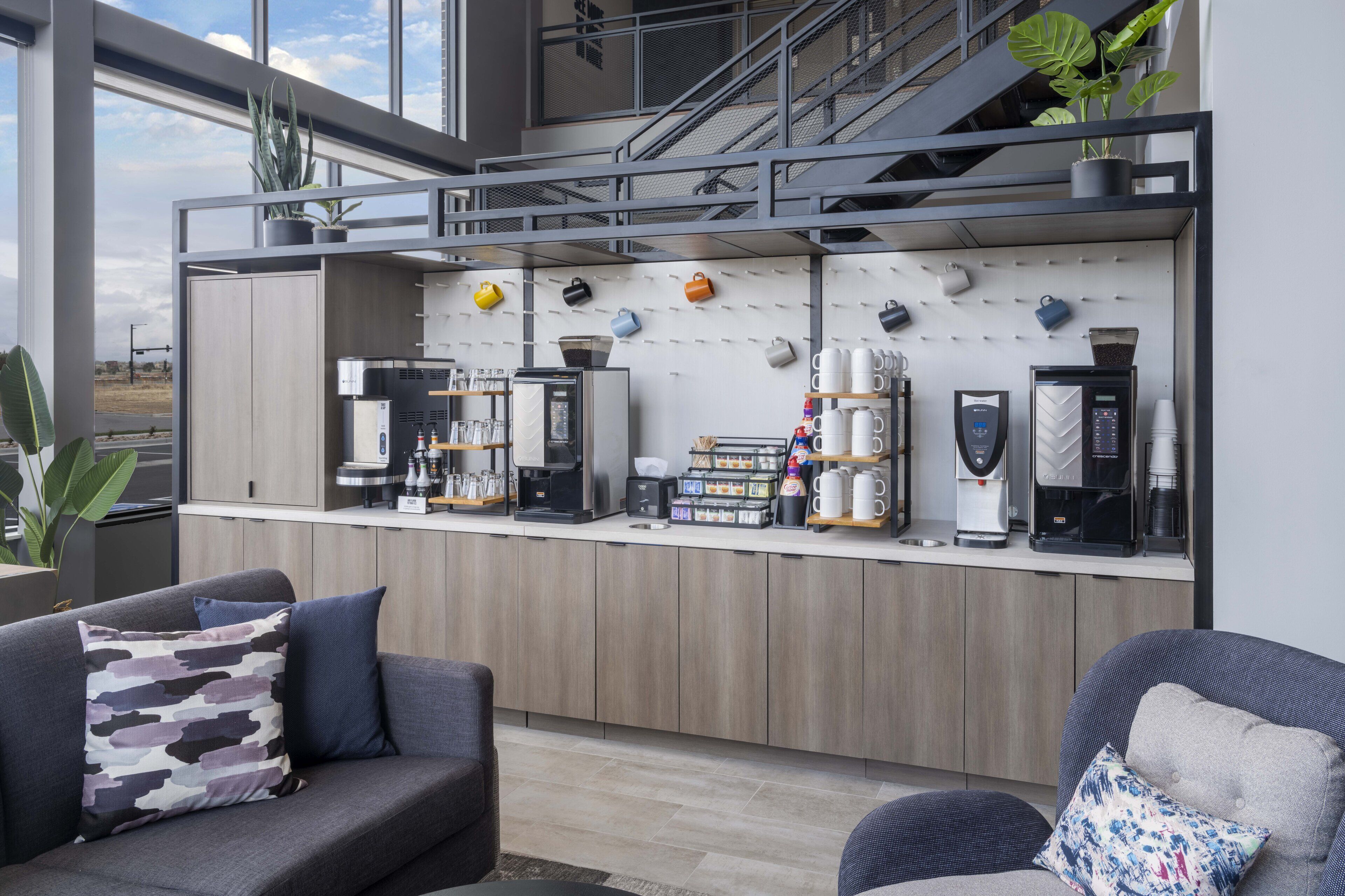 Photo - Atwell Suites - DENVER AIRPORT TOWER ROAD by IHG