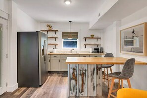 Fridge, microwave, coffee/tea maker, toaster