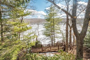 House (3 Bedrooms) | Property amenity