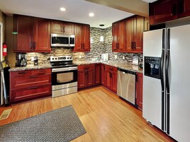 House (2 Bedrooms) | Property amenity