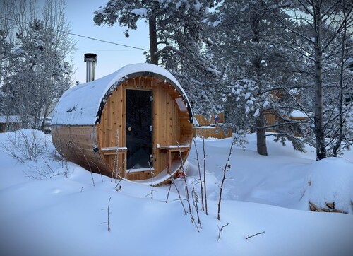 Yukon River Farm: Getaway