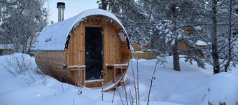 Yukon River Farm: Getaway