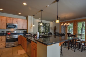 Studio (4 Bedrooms) | Property amenity