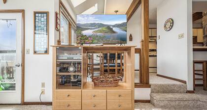 Ski Harbor 16 by Taylor Made Deep Creek