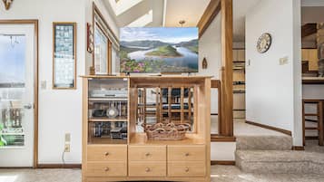 Studio (4 Bedrooms) | Property amenity