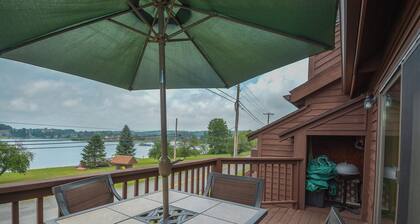 Sunplace 07 by Taylor Made Deep Creek