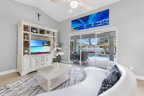 TV