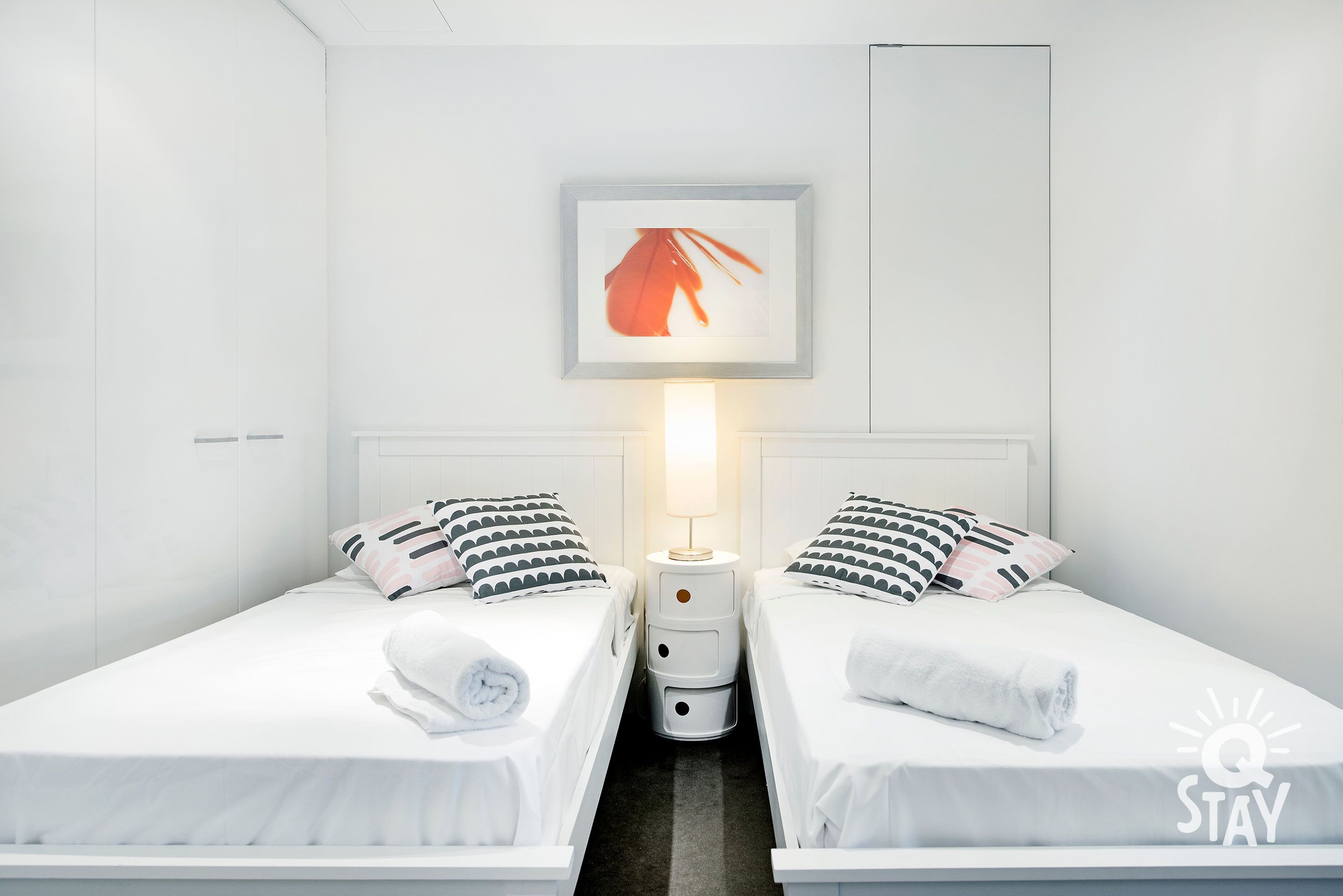 Circle on Cavill – 1 Bed Unit Ocean View — Q Stay — image 17