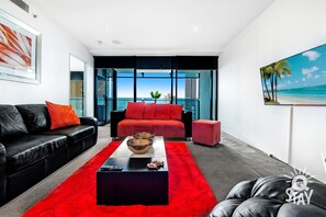 TV - Circle on Cavill – 1 Bed Unit Ocean View — Q Stay (Surfers Paradise)