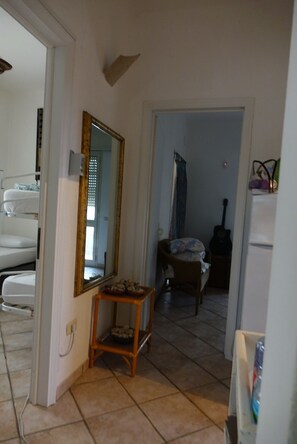 2 Schlafzimmer, Internetzugang