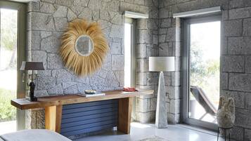 5 chambres, fer et planche à repasser, Wi-Fi gratuit, draps fournis