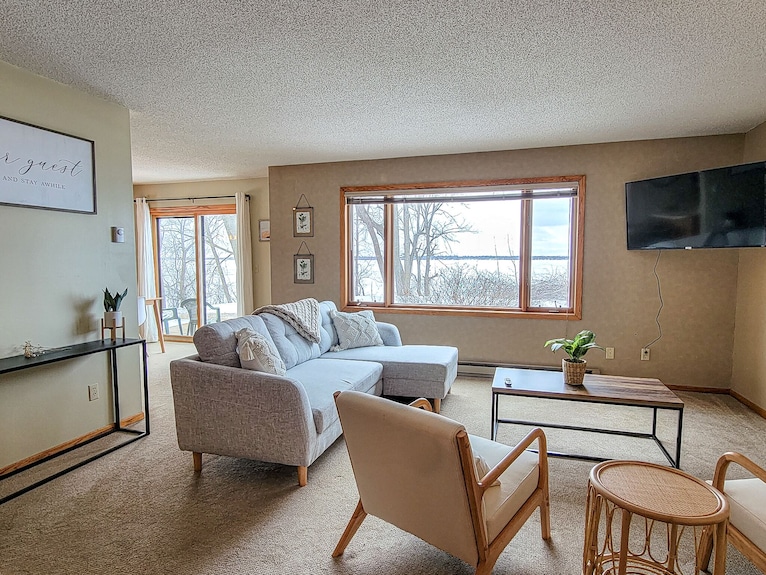 Breezy Hills - Unit 1; Lake Bemidji, King Bed, Kayaks, Pb Trail Private Access - Bemidji, MN