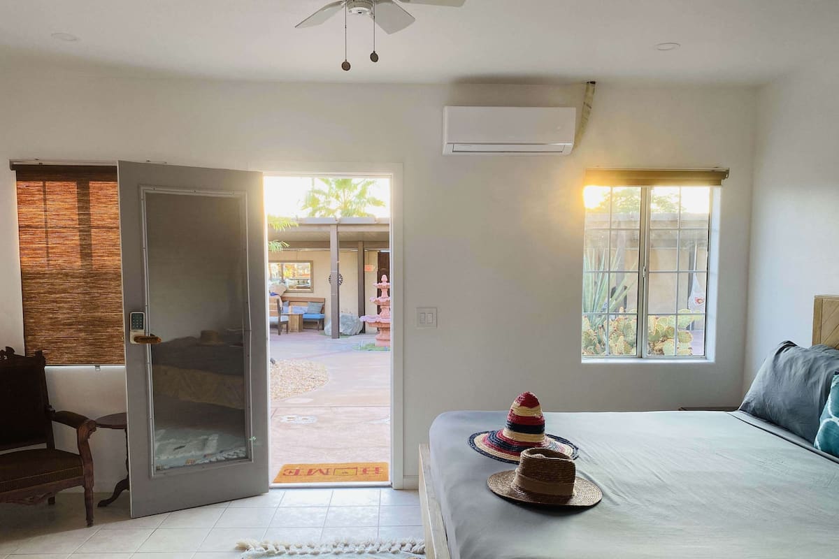 Individually furnished, free WiFi, bed sheets