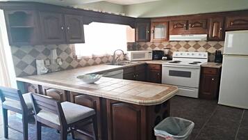 Vila Keluarga | Dapur pribadi