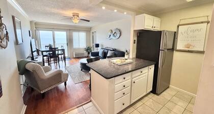 Unit 1206 - Wake Up To Watch Dolphins & Sunrises!