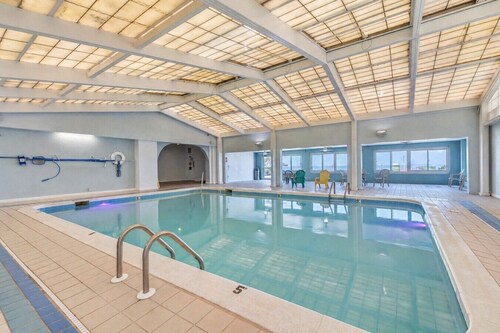 Relax on Sunny Virginia Beach with Oceanfront View 504