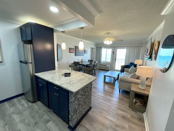 Unclassified image, 1 of 21, button