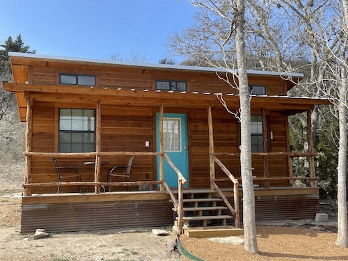 On 3 Twisted Sisters Loop, Great for Motorcycles, Couples Getaway, Pets Welcome!