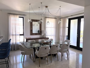 Premium Penthouse, 4 Bedrooms | In-room dining - The Country Club Residences at Grand Reserve (Río Grande)