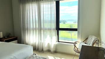 Premium Penthouse, 4 Bedrooms | Tempur-Pedic beds, individually decorated, individually furnished