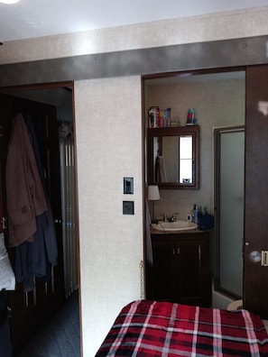 5 chambres, accès au Wi-Fi (inclus)