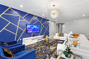 Smart TV, videojuegos y futbolito 