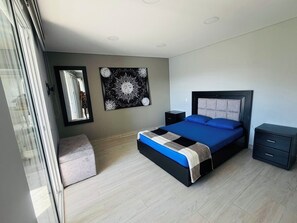 2 bedrooms, free WiFi, bed sheets - Apartamento con Vista al Lago en Guatapé Ubicación Perfecta y Vistas Únicas (guatape)