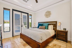 7 bedrooms, desk, iron/ironing board, travel crib