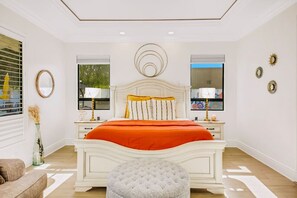 7 多间卧室、办公桌、熨斗/熨衣板、旅行婴儿床