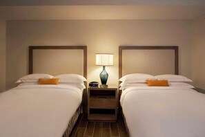 2 Schlafzimmer, Schreibtisch, Bügeleisen/Bügelbrett, kostenloses WLAN