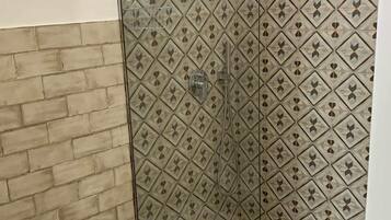 Doccia, bidet