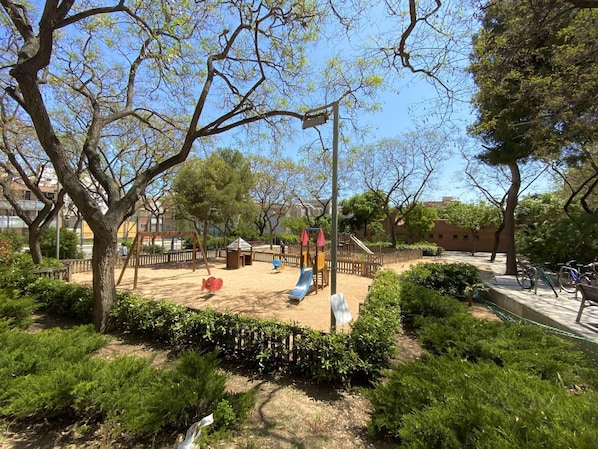 Children's area - Sants Montjuic Olympic View (Barcelona)