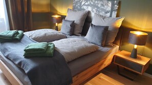 3 bedrooms, WiFi, bed sheets - Beautiful loft with free parking (Dresden)