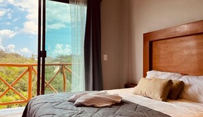 Coffres-forts dans les chambres, fer et planche à repasser