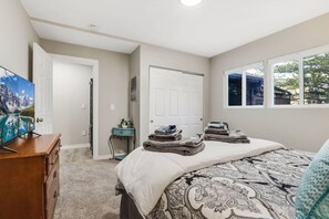 3 多间卧室、熨斗/熨衣板、免费 WiFi、床单