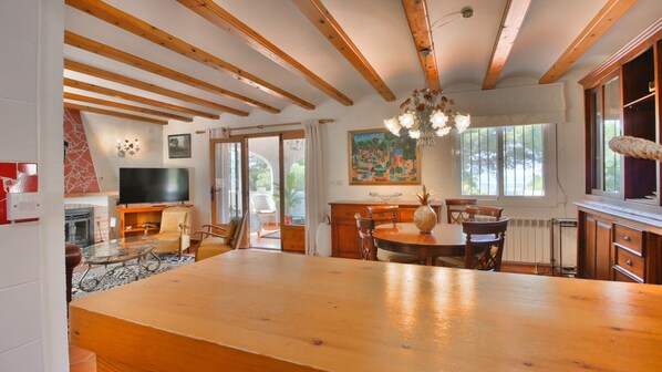 Dining - Nice Villa in Marquesa with a large garden (Denia)