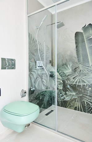 Shower, rainfall showerhead, designer toiletries, hair dryer