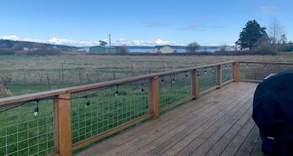 Remodeled Historic Farmhouse with Bay View, Near Town and Electric Bikes!