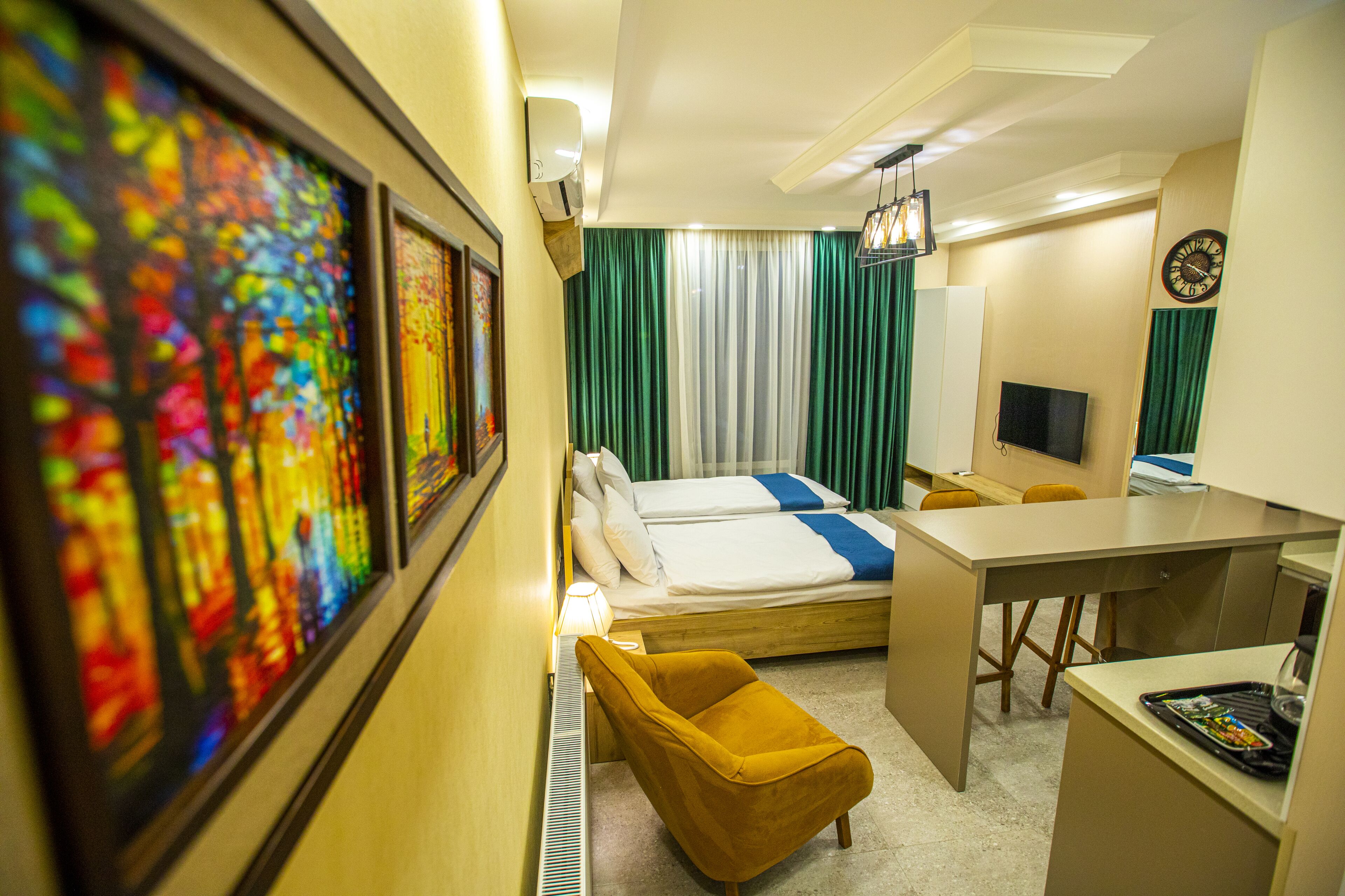 standard twin room | frette italian sheets, premium bedding, memory-foam beds, in-room safe