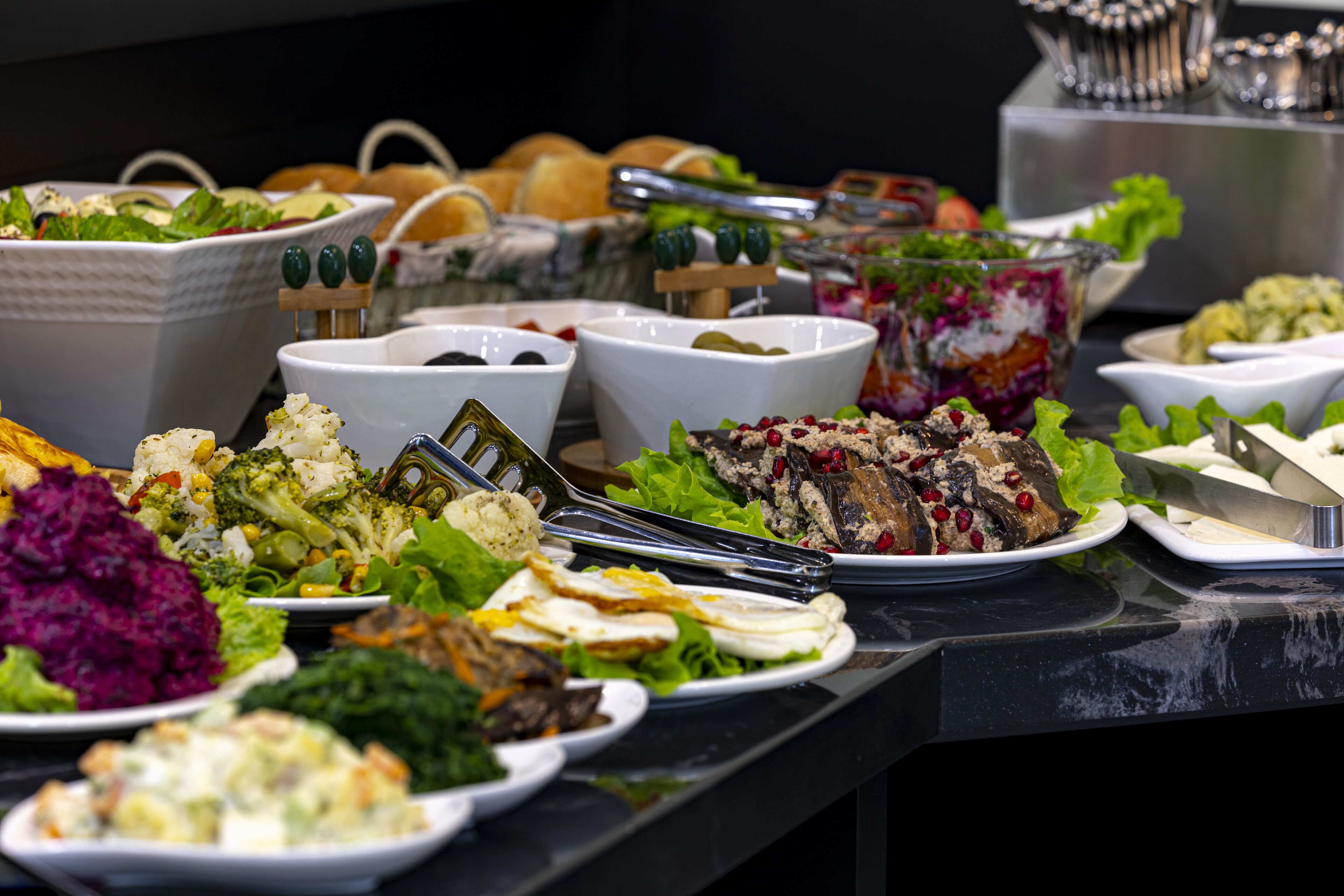 daily continental breakfast (gel 25 per person)