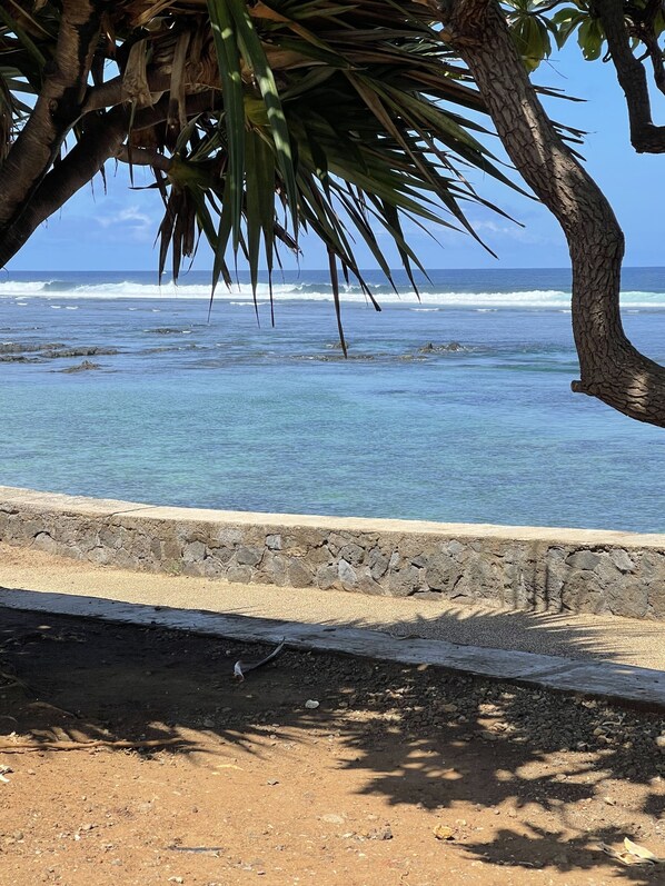 Am Strand, Liegestühle, Strandtücher